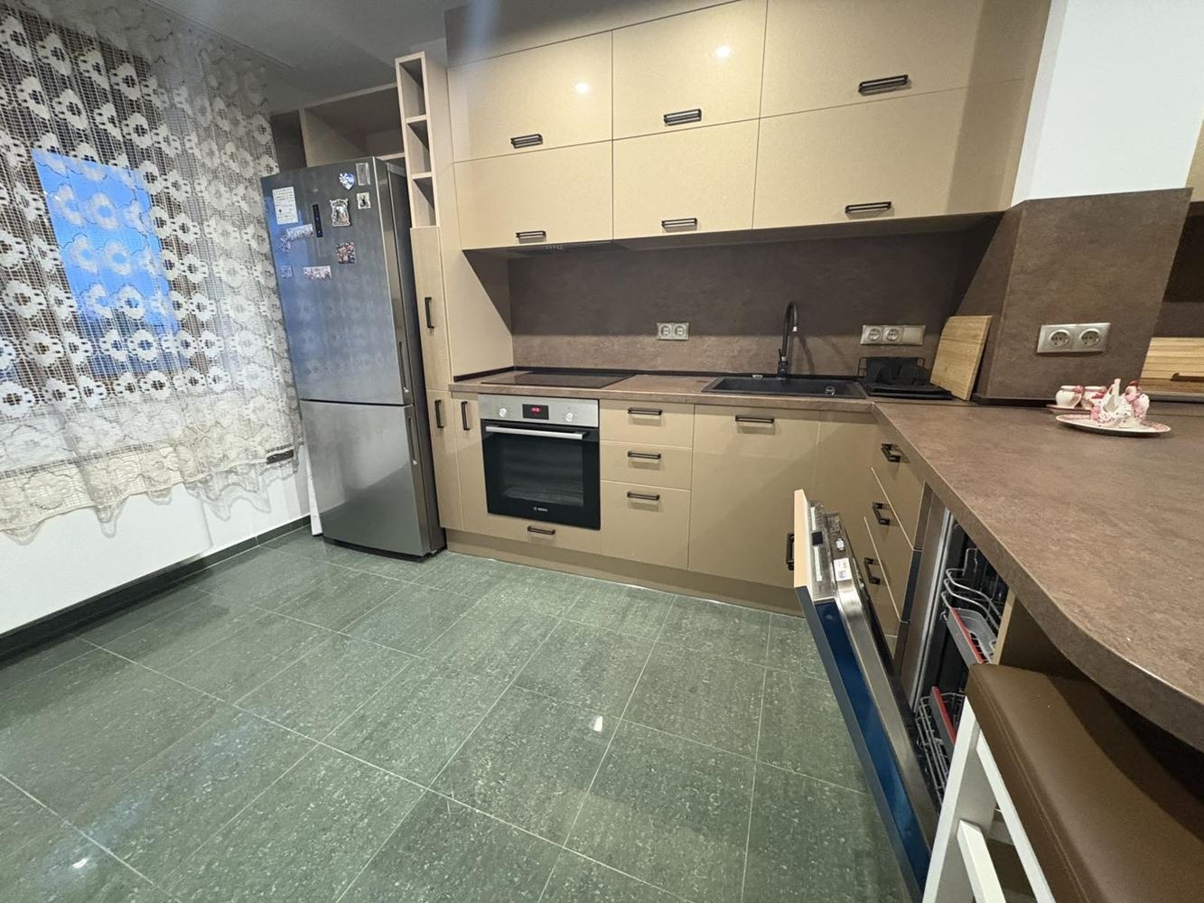 Апартамент Симеоново · 200 м²